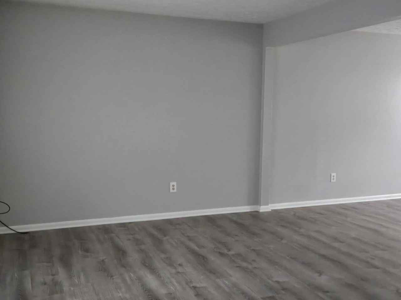 1235 Hillcrest Dr - Photo 3 of 19