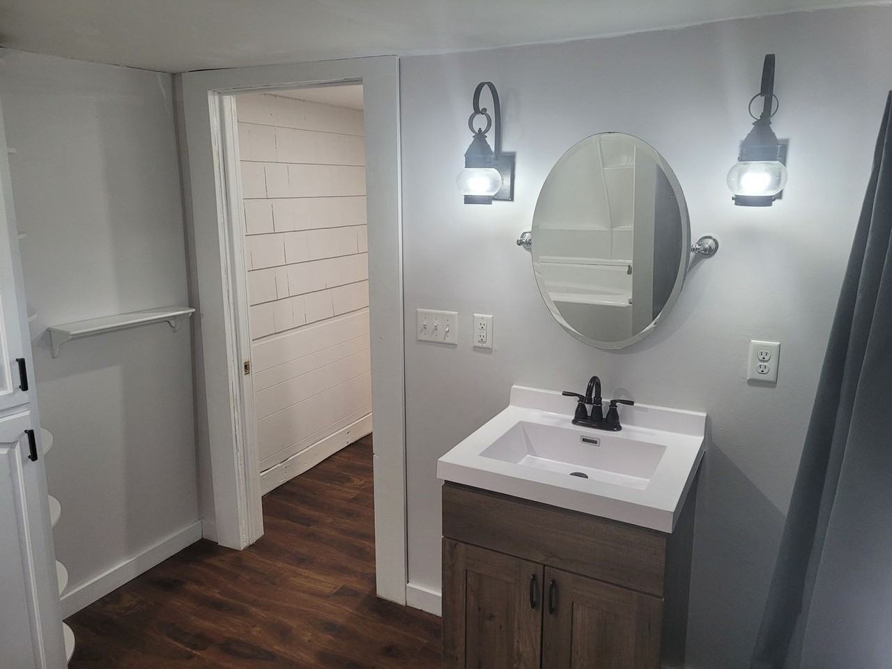 112 W 4th St - Photo 7 of 9