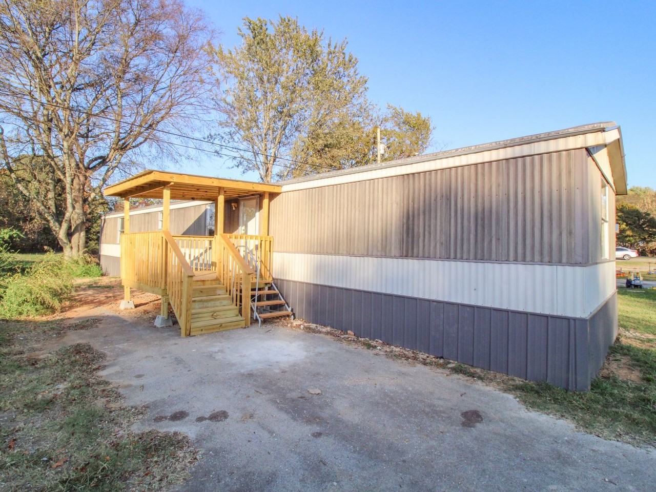 8 Simpson Rd - Photo 3 of 20