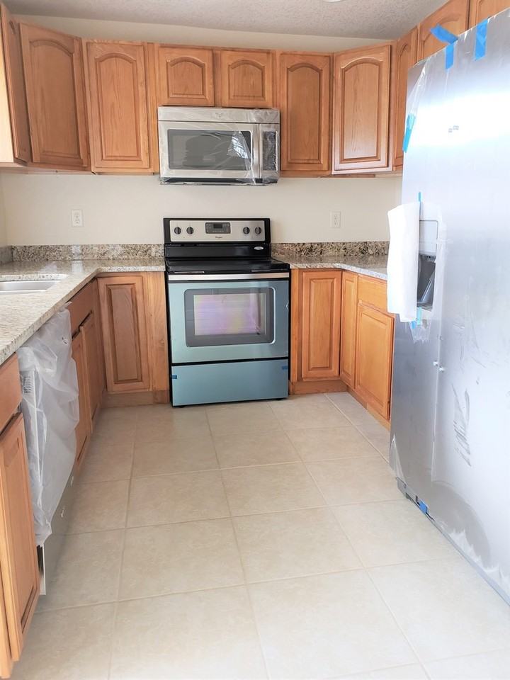 731 N Vermeer Way - Photo 4 of 11