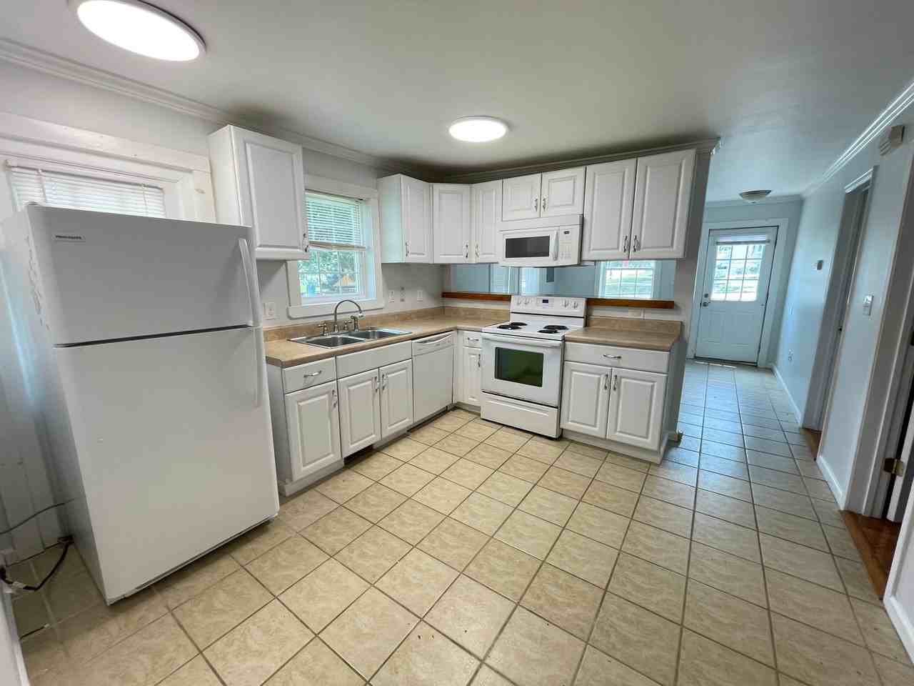 500 Whitaker St - Photo 7 of 20