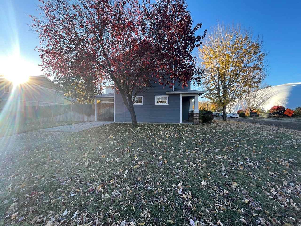 1502 S Oakland Ave - Photo 3 of 31