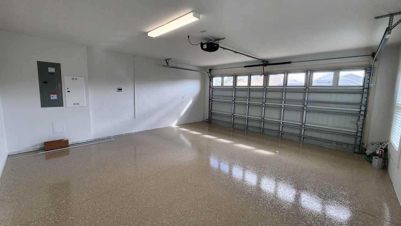 1951 Stenerson St - Photo 4 of 20