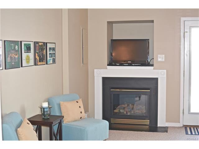 9902 Magnolia Pointe Court #9902 - Photo 7 of 24