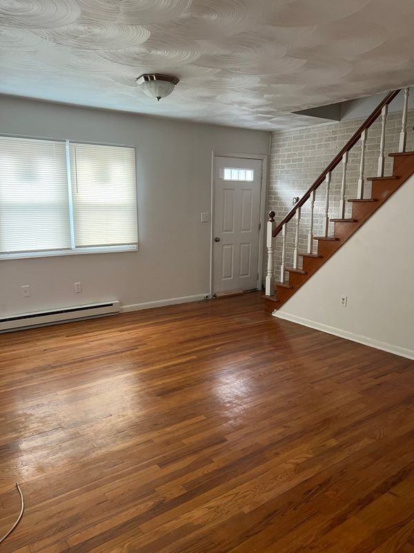 819 Fairmount Ave - Photo 7 of 19