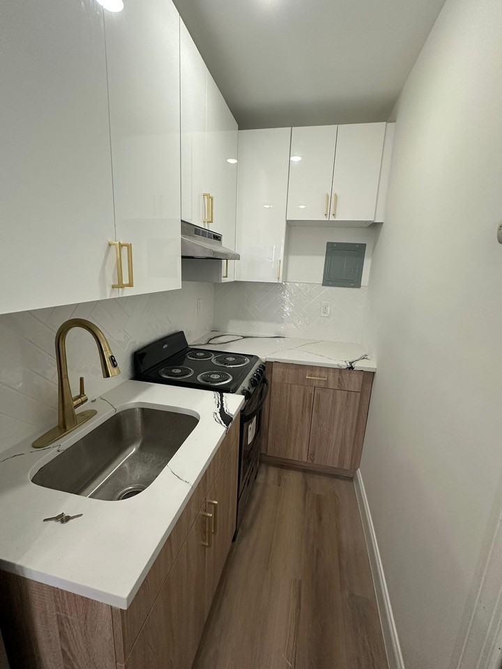 770 W Side Ave - Photo 2 of 4