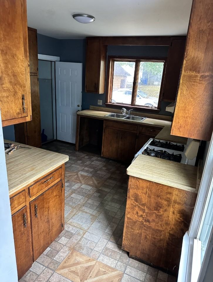 331 Ravine Ave #333 - Photo 3 of 11