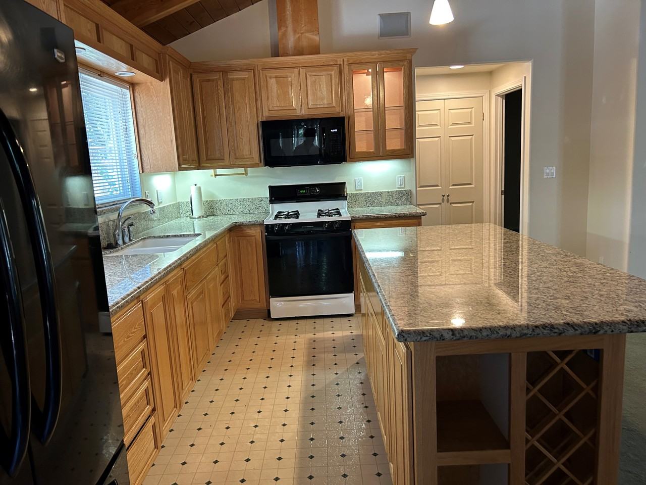 29128 Lyon Dr #NA - Photo 3 of 4