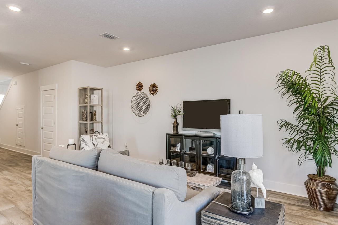 8896 Brigade Trl #8896 - Photo 7 of 18