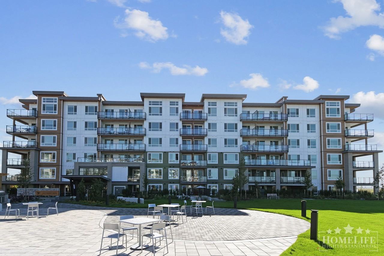 2431 Rabbit Drive - Photo 2 of 34