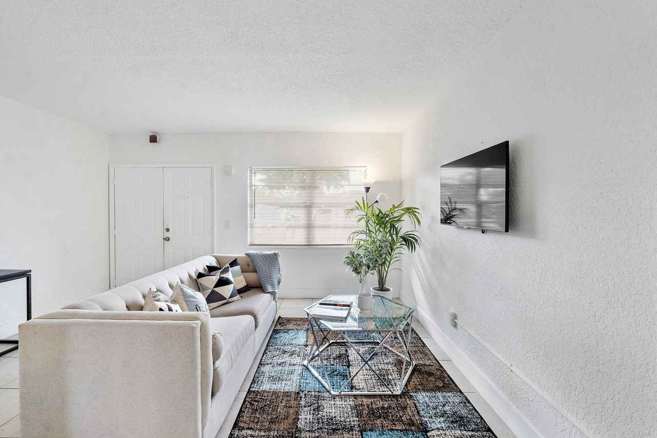 New Castle Lake - Photo 4 of 50