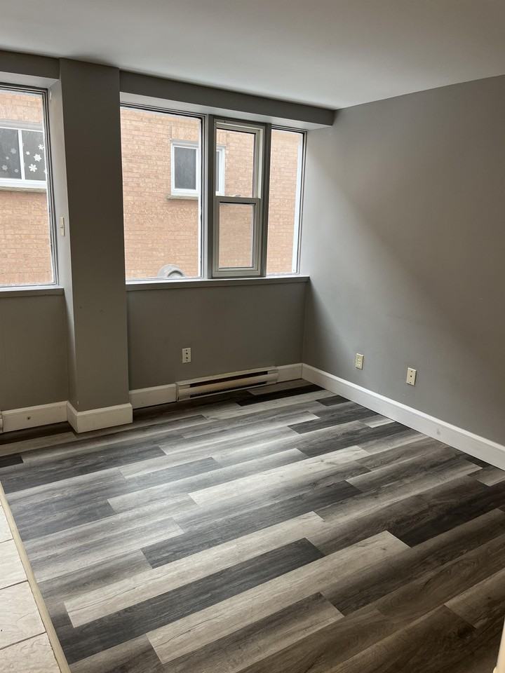 229 104-229 Edmund Street #104 - Photo 2 of 8