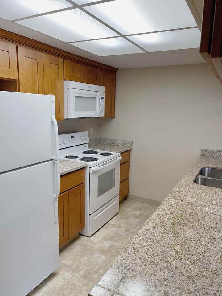 Roxclif Apartments - Photo 4 of 24
