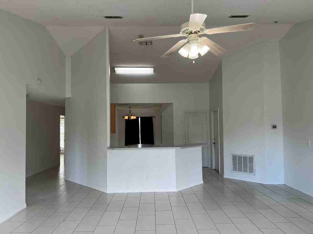 217 Grouper Ct - Photo 7 of 23