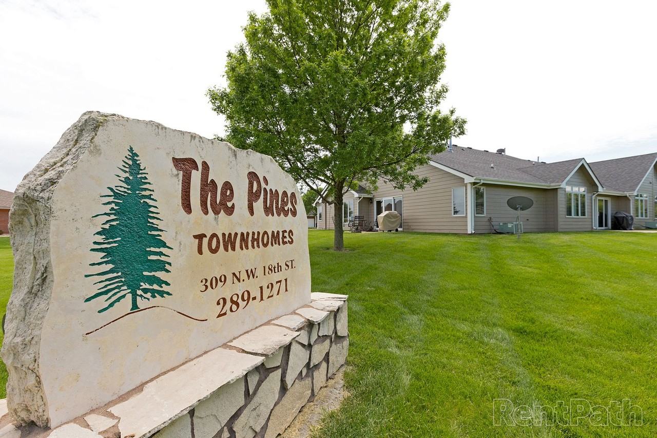 The Pines - Photo 2 of 20