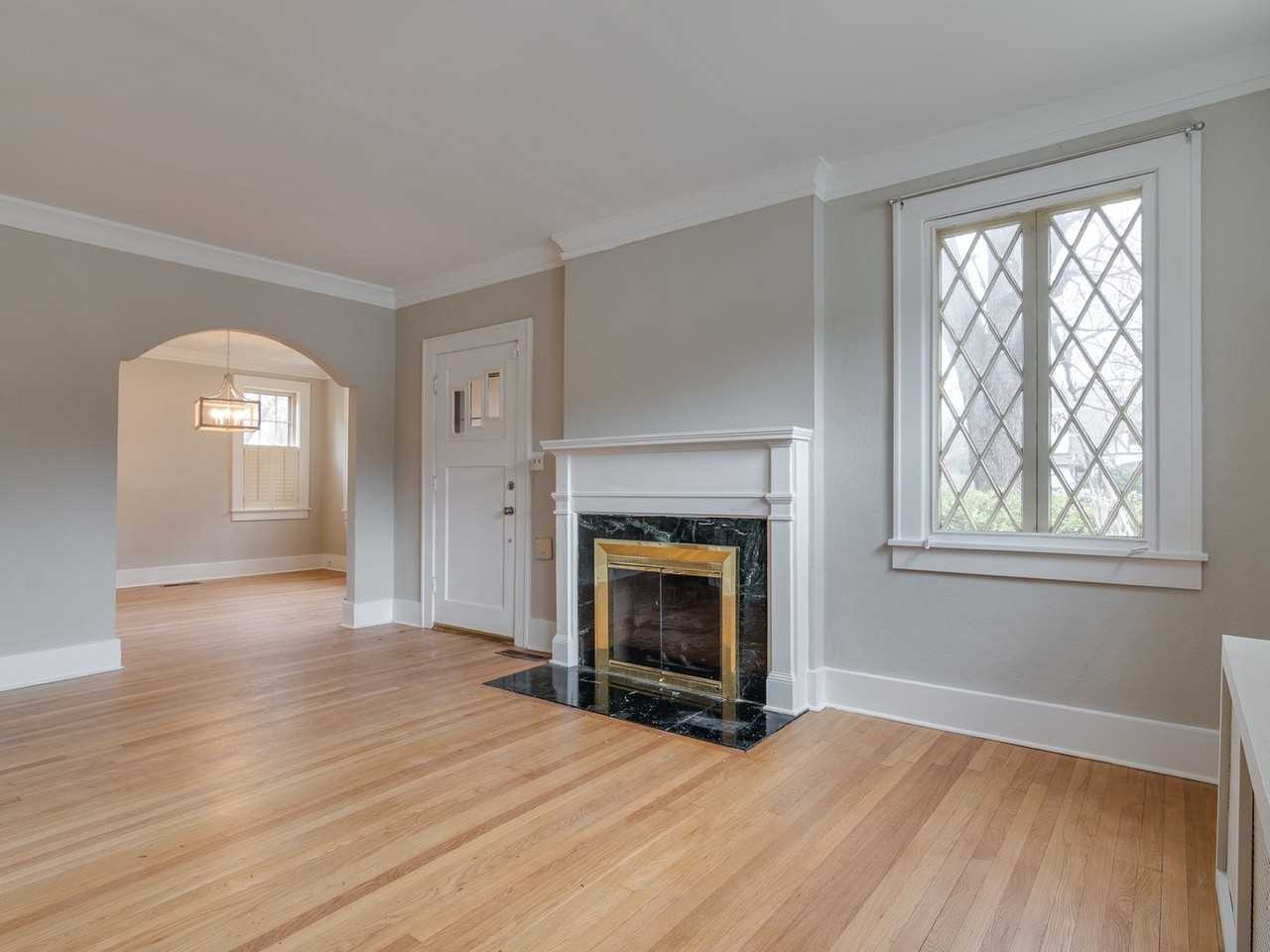 861 N Barksdale St - Photo 3 of 15