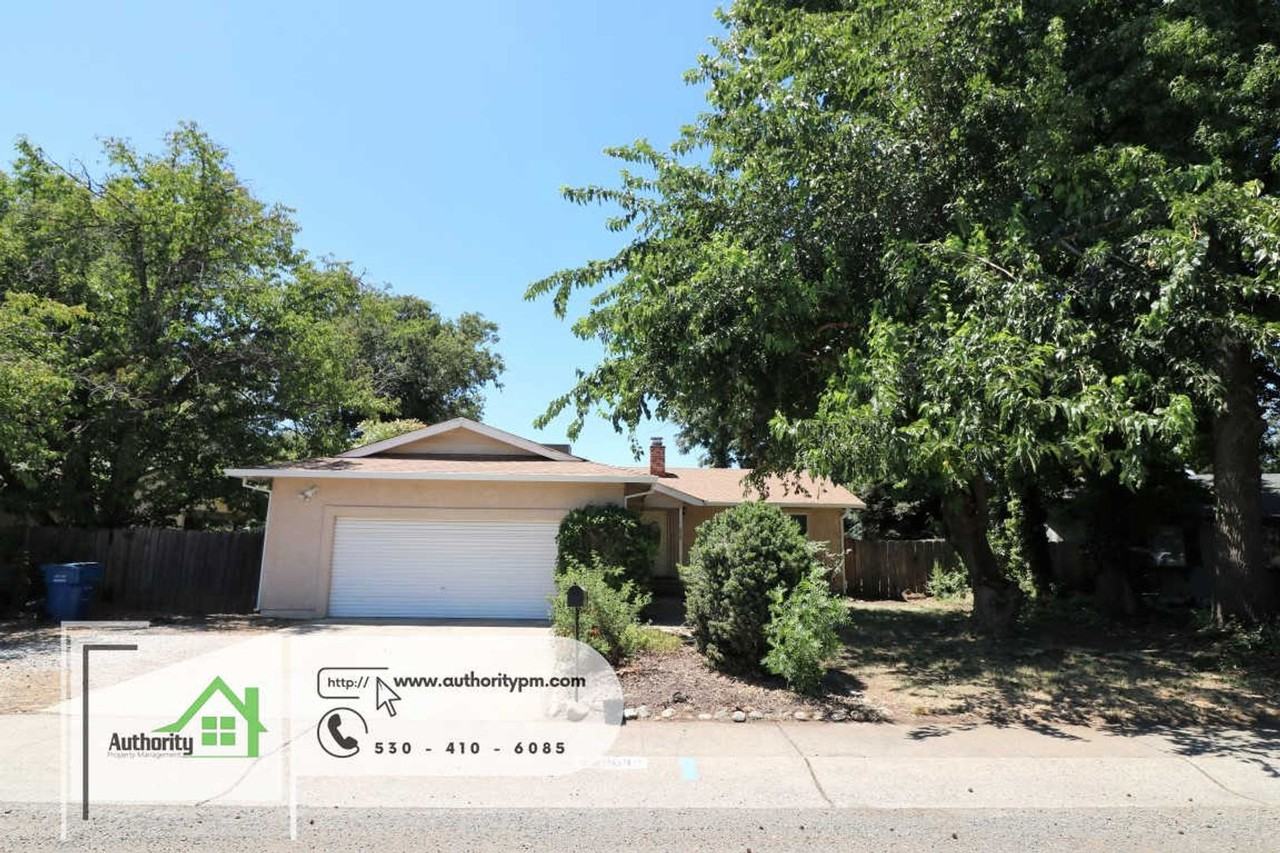 3030 Dove St - Photo 3 of 22