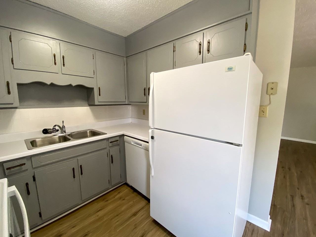 201 21st Street North #3 - Photo 6 of 16