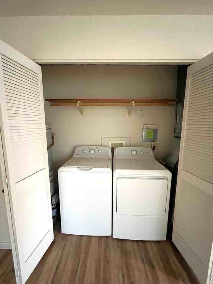 907 Wilson Ave - Photo 6 of 13