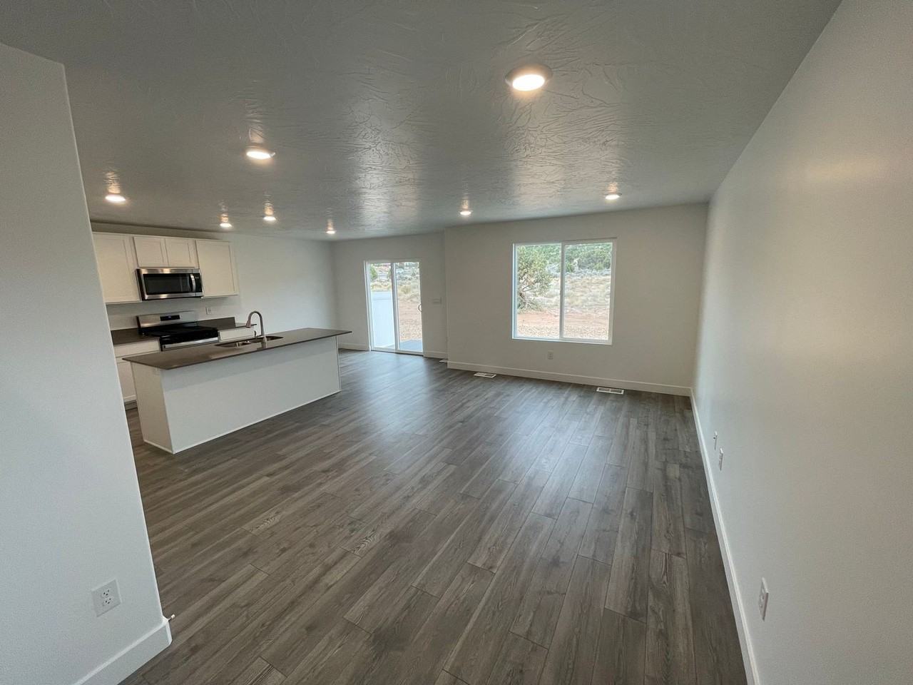 2939 W Lagrand St #1197 - Photo 3 of 42