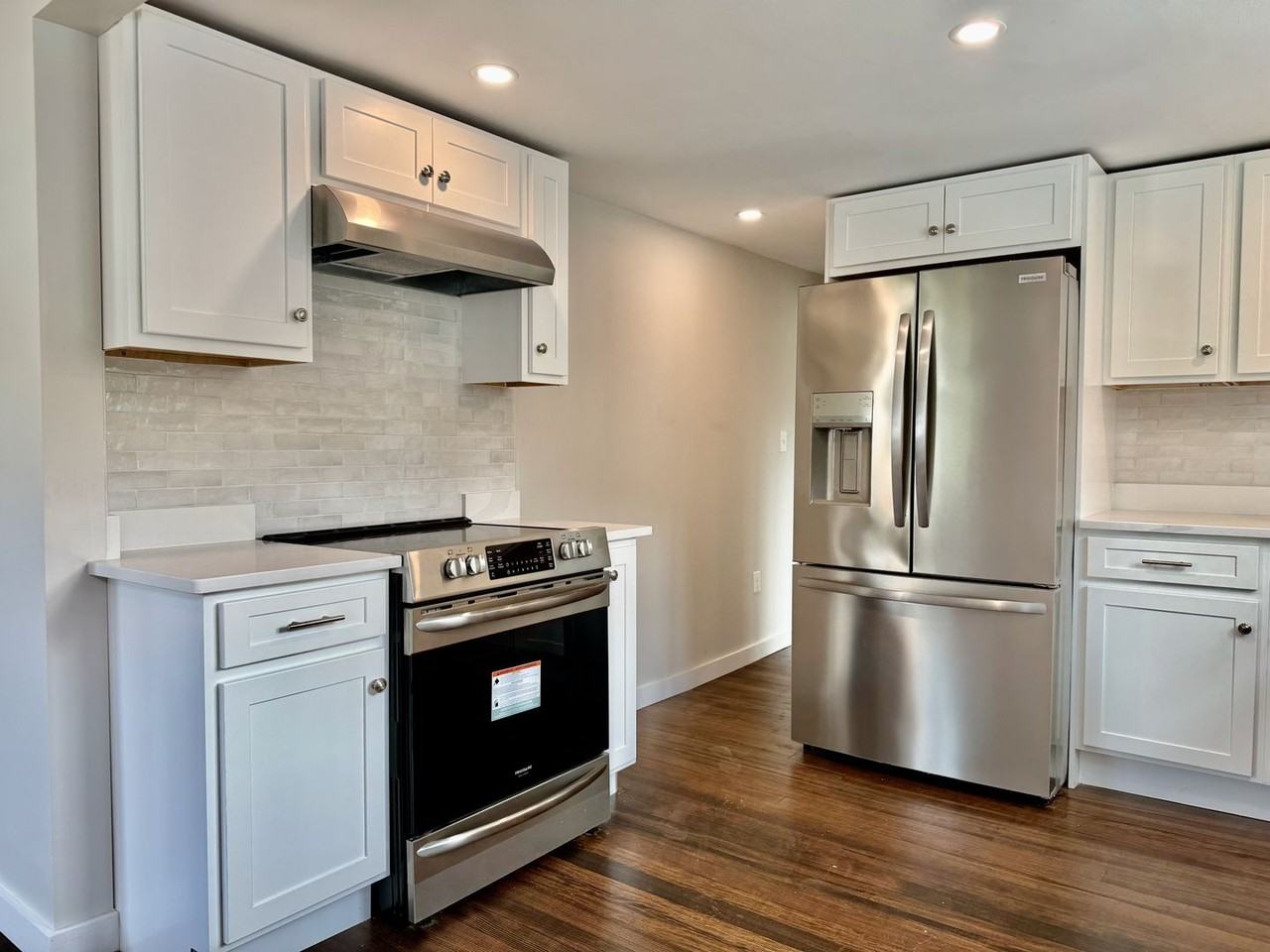 113 New Broadway - Photo 2 of 23