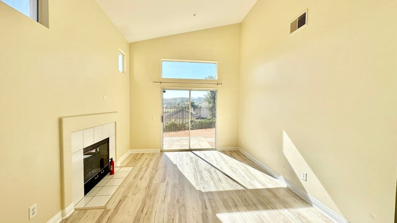 5751 Galloway Pl - Photo 5 of 37
