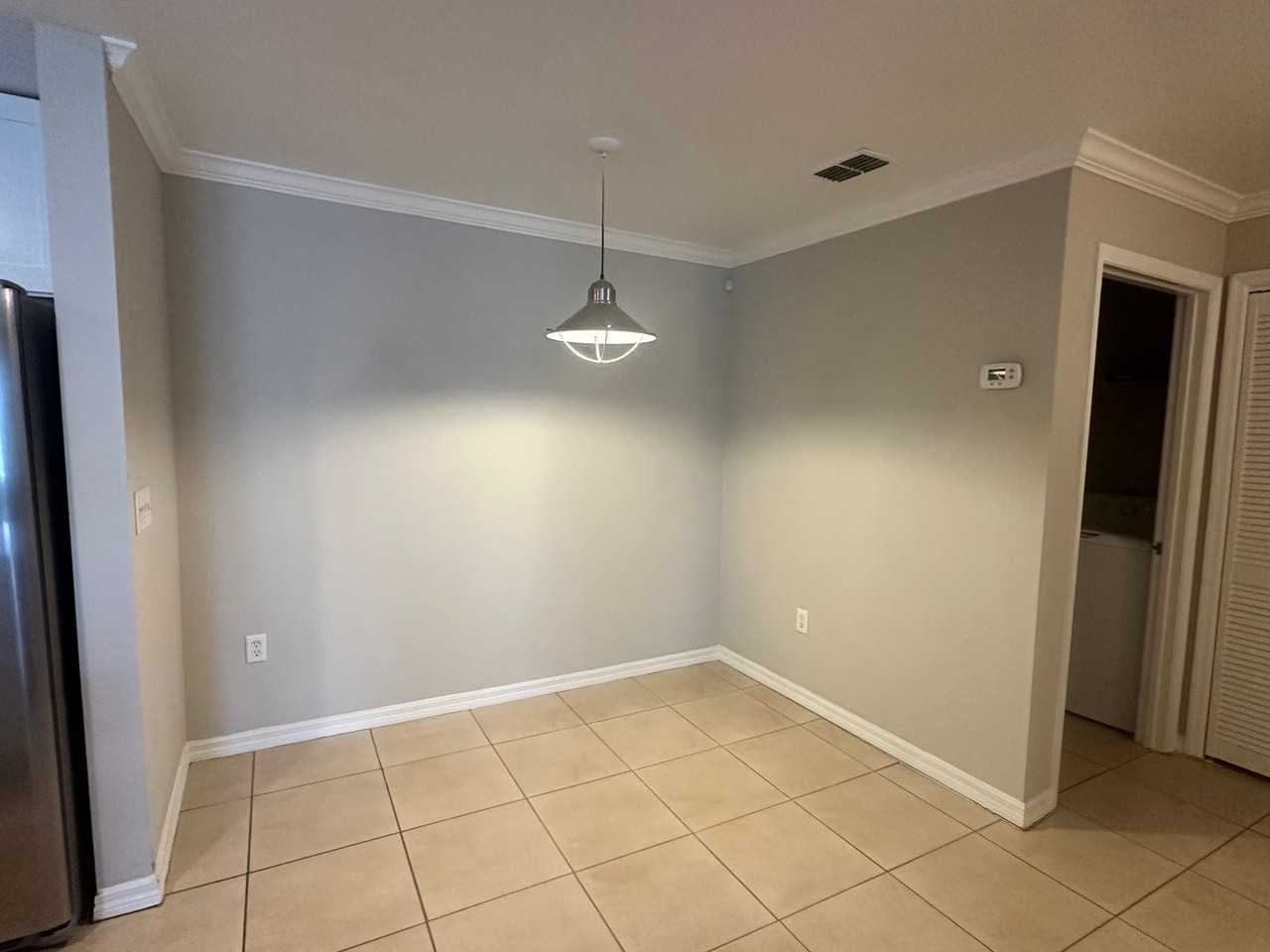 3591 Kernan Blvd S - Photo 5 of 11