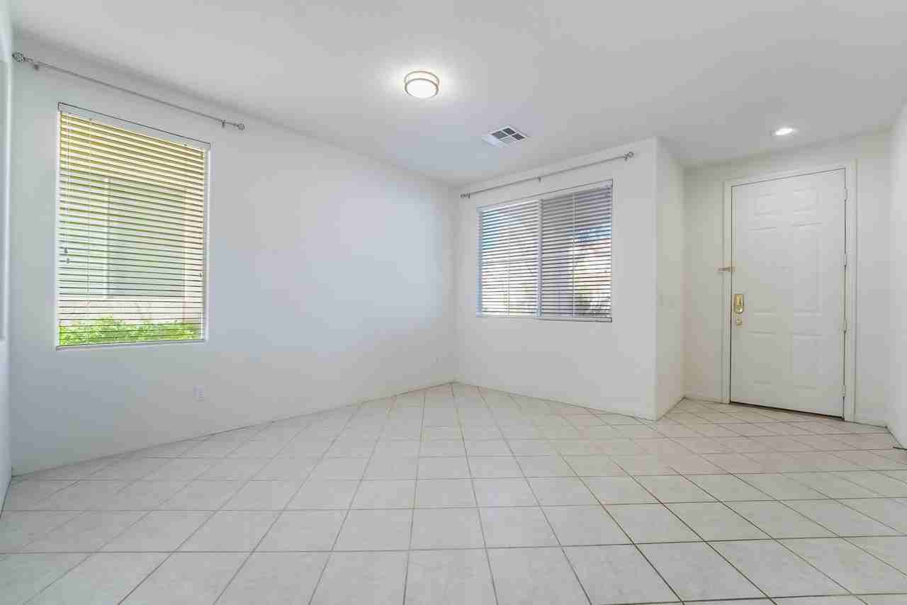 8029 Earl Grey Ct - Photo 2 of 32