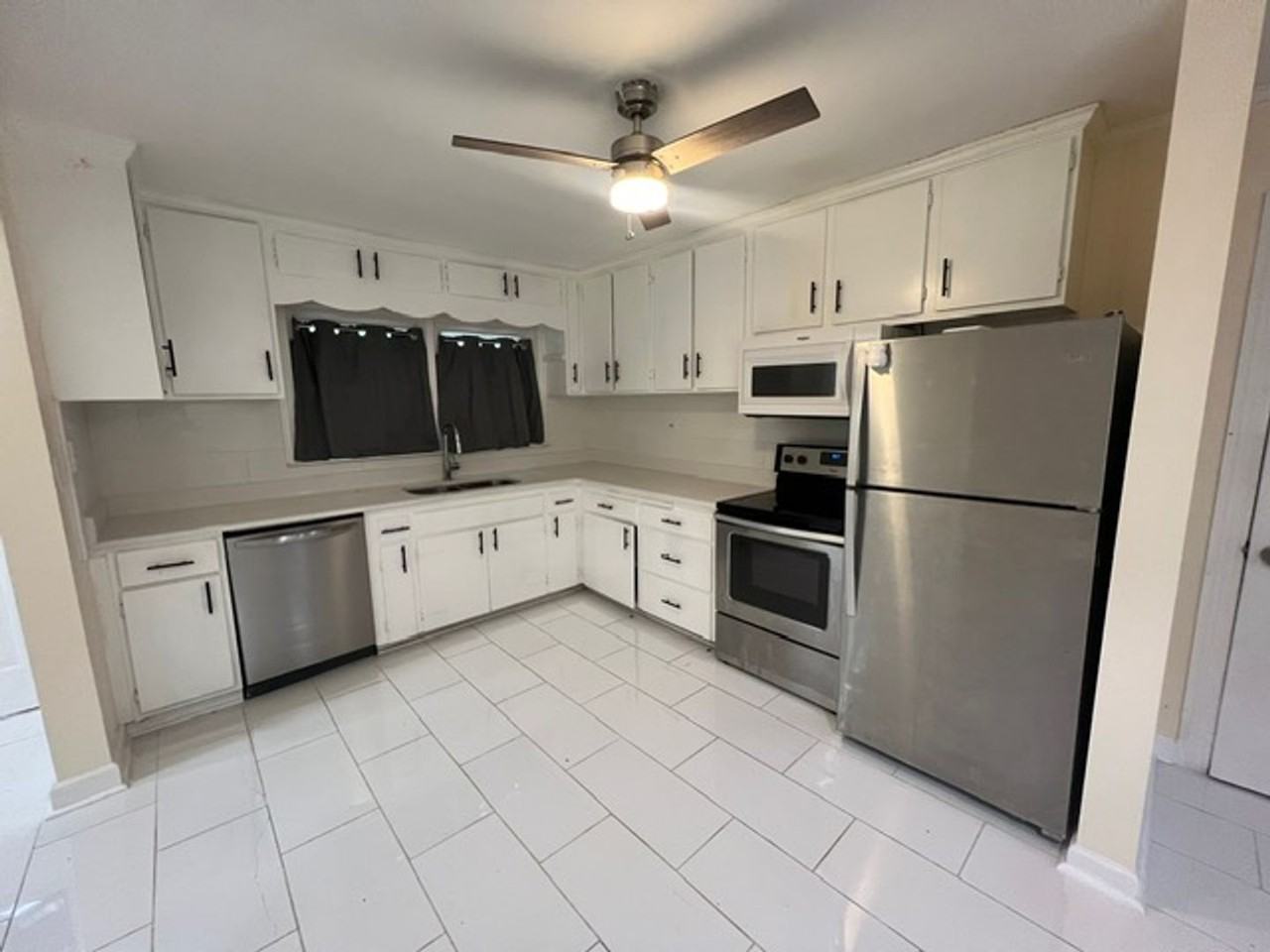 140 Kentucky Cir - Photo 6 of 12