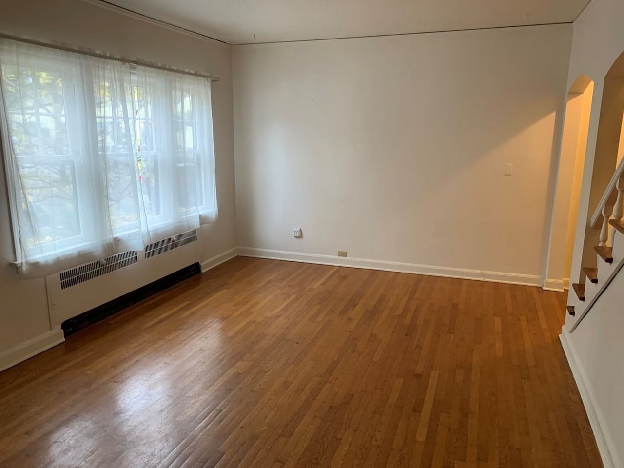 2111 Ne 8th Ave - Photo 3 of 11