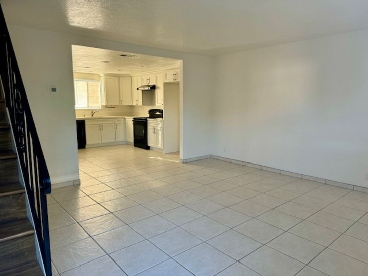 710 Key Ave #B - Photo 3 of 11
