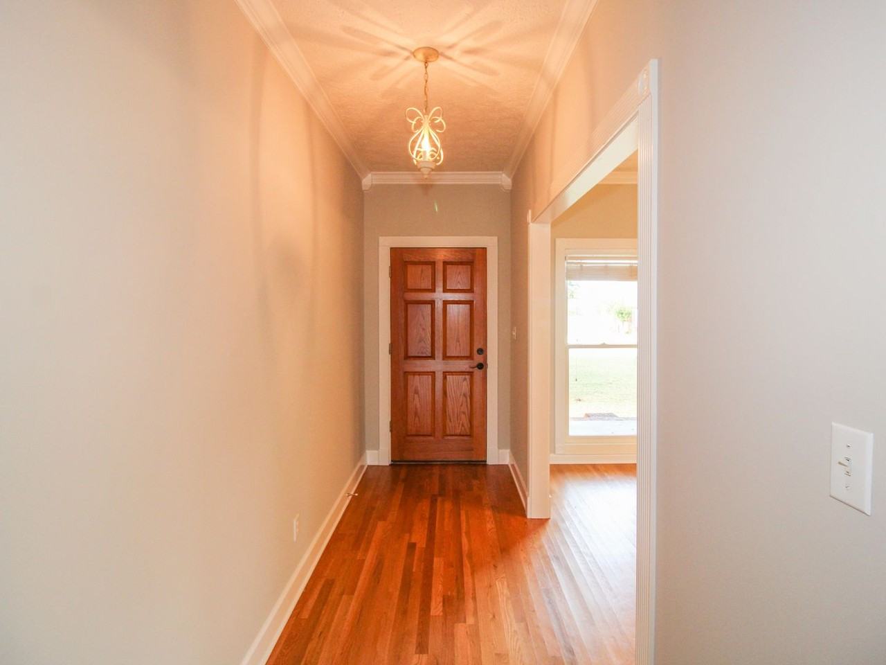 17524 Martin Dr - Photo 4 of 50