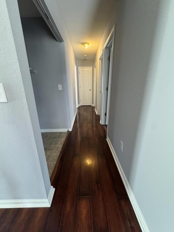 884 Silvercrest Dr - Photo 6 of 14