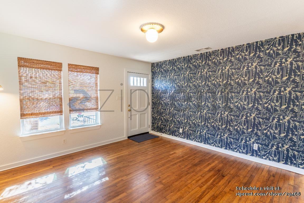 1180 1/2 Sol Wilson Ave - Photo 2 of 22