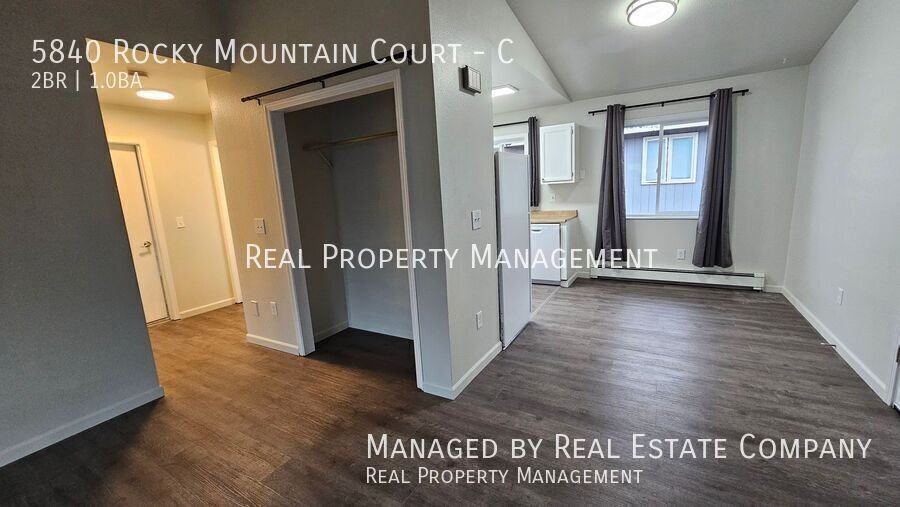 5840 Rocky Mountain Ct #C - Photo 5 of 11