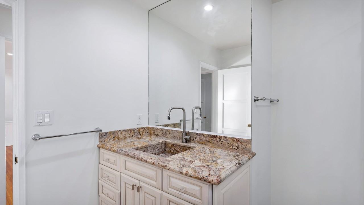 367 Cherry Dr - Photo 7 of 25