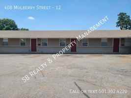 featured image of 408 Mulberry St #12