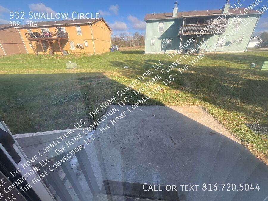 932 Swallow Cir - Photo 7 of 13