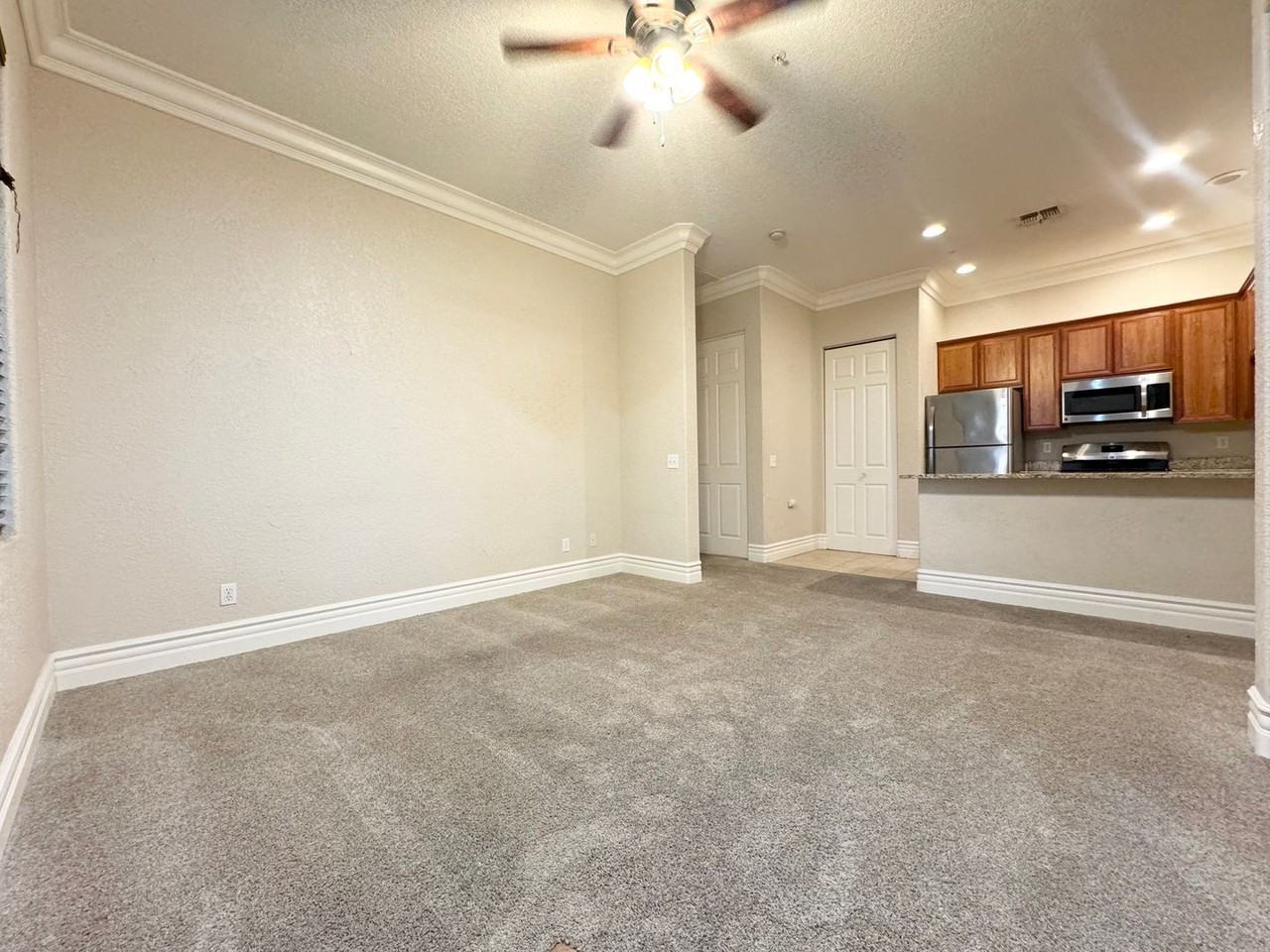 50760 Santa Rosa Plz - Photo 3 of 18