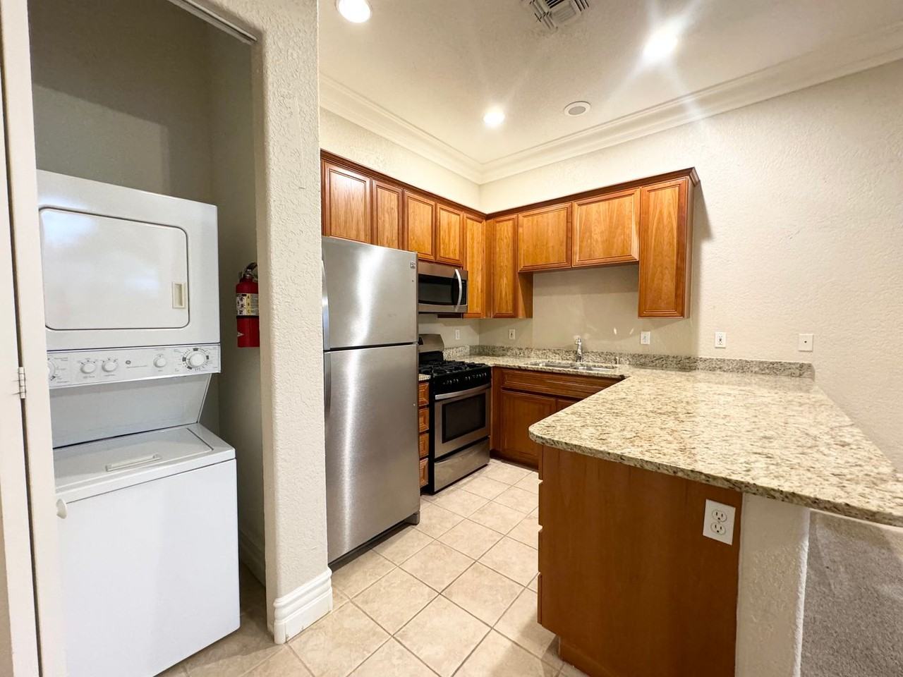 50760 Santa Rosa Plz - Photo 5 of 18