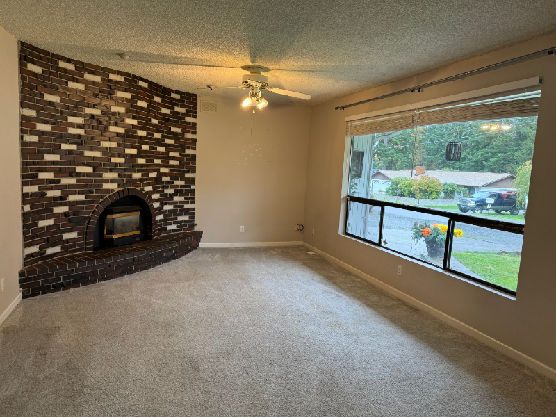 11524 38th Dr Se - Photo 3 of 19