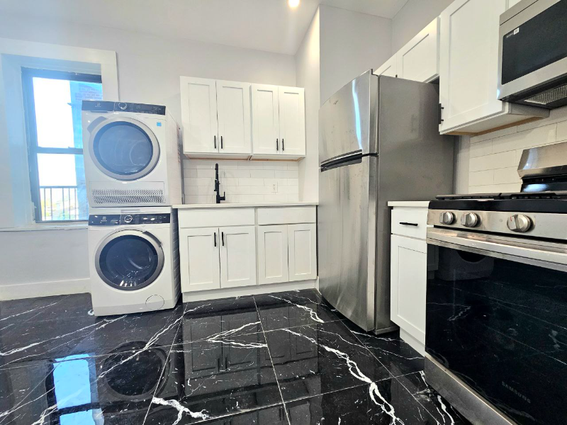 29 Albert Dr #101 - Photo 3 of 7