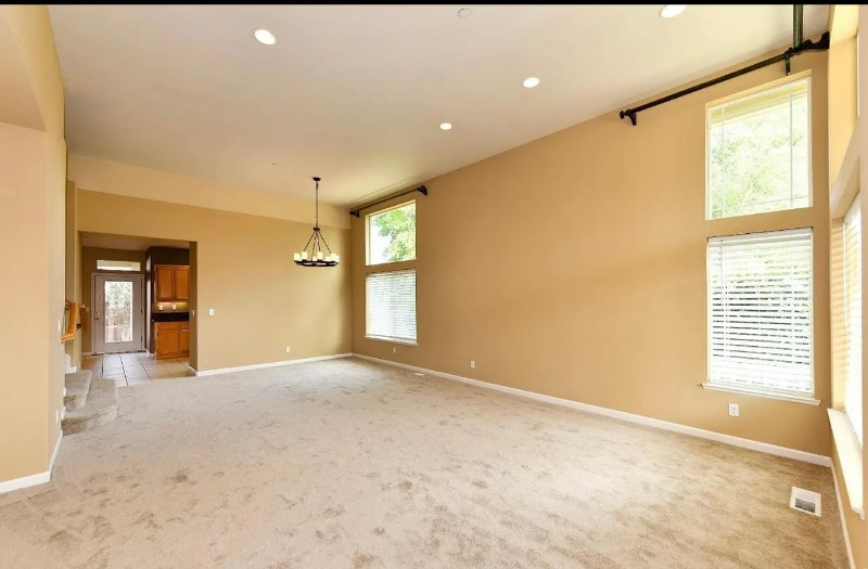 8002 Leno Dr - Photo 2 of 16