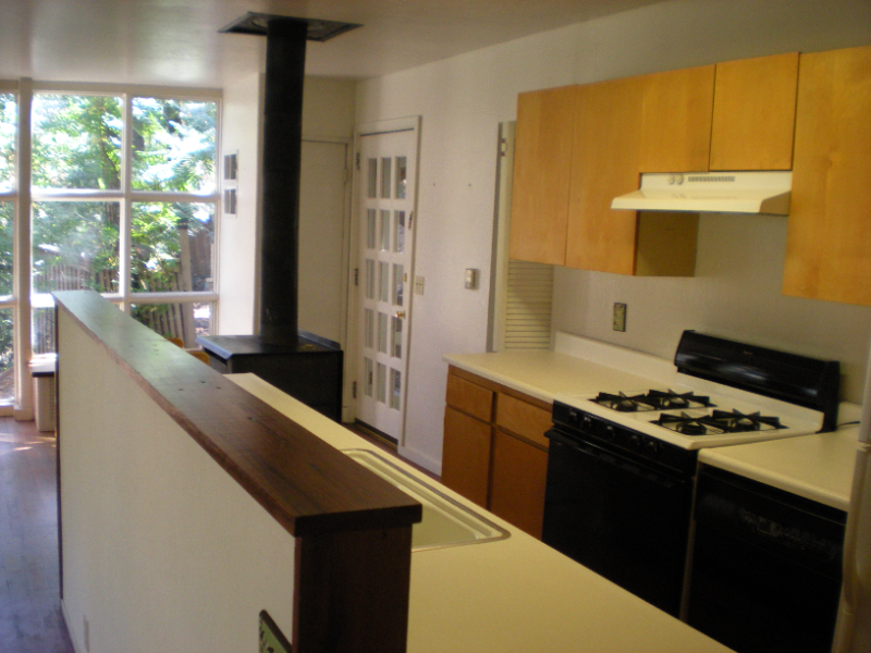 94549 Lafayette Cir - Photo 2 of 8