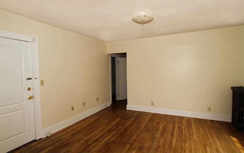 258 Main St #2E - Photo 3 of 11