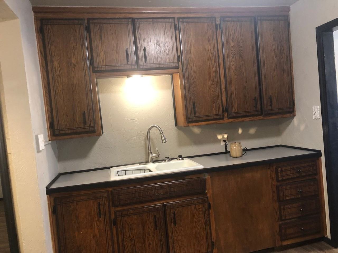 1138 E Margaret St - Photo 2 of 13