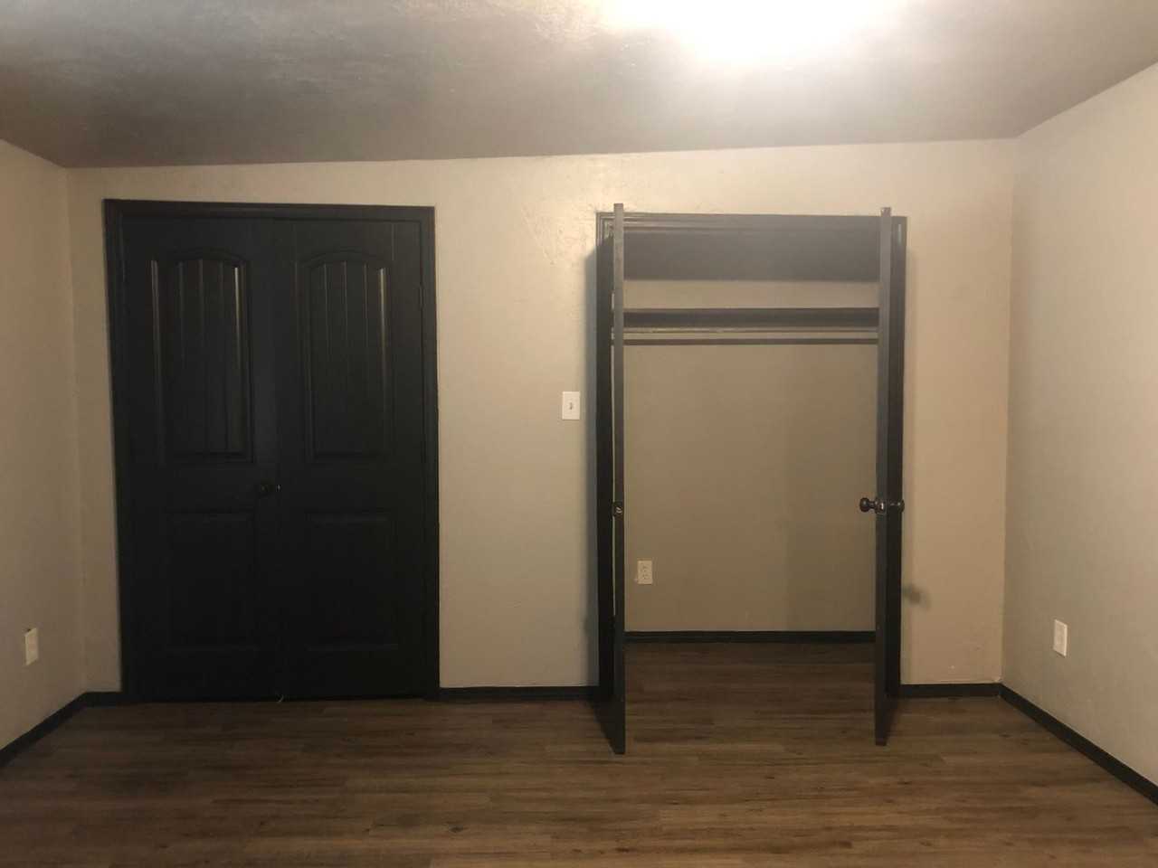 1138 E Margaret St - Photo 6 of 13