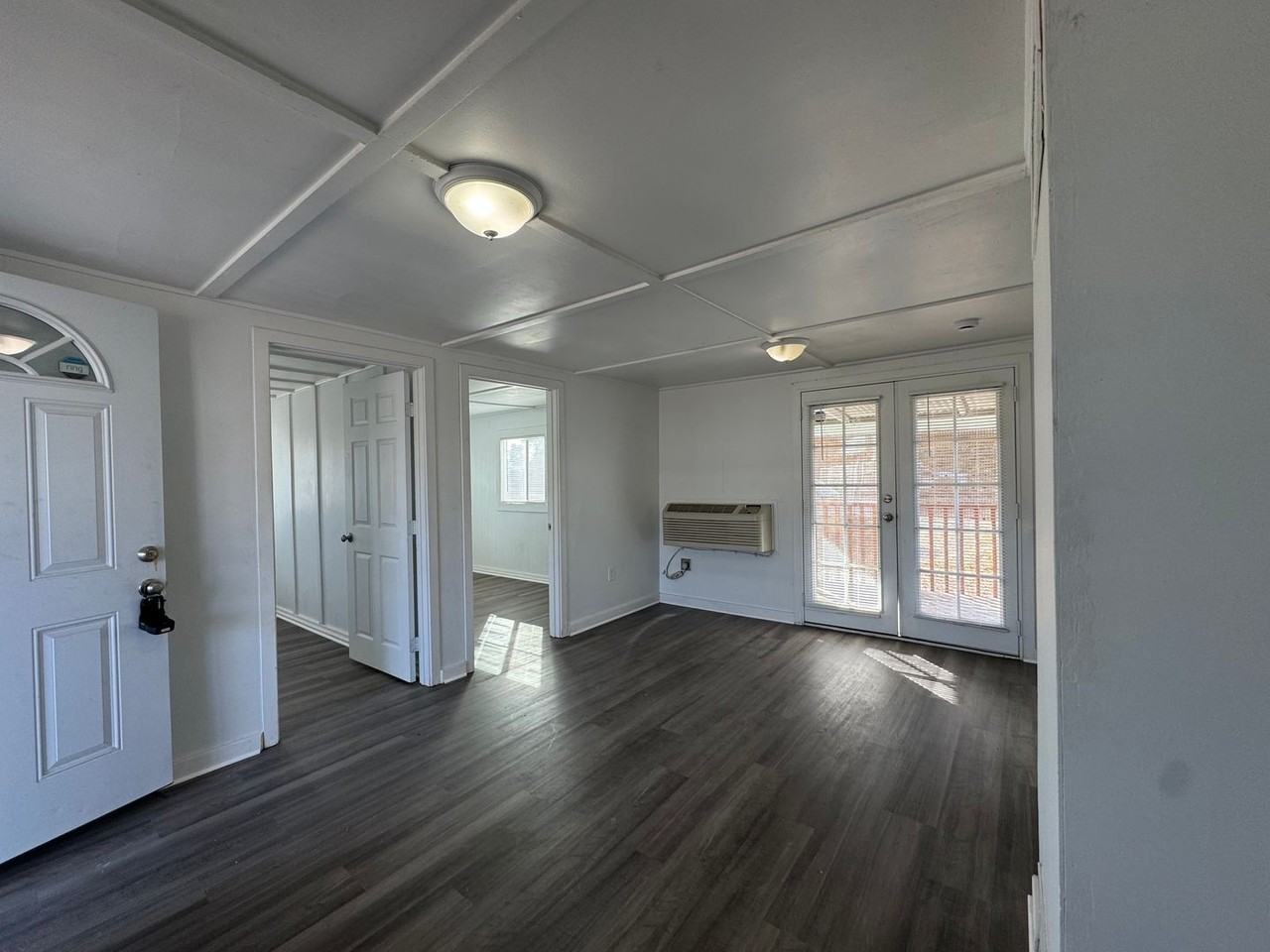 8886 Troy St - Photo 5 of 19