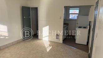 906 SE Court Ave - Photo 1 of 1