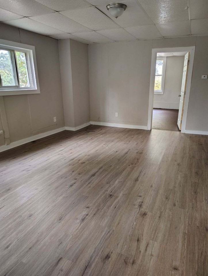 16 Orchard St - Photo 2 of 11